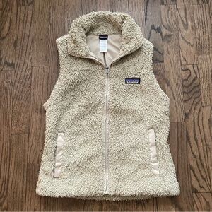 Patagonia Women’s Vest Small Oatmeal Los Gatos Sleeveless Jacket Pockets 25215